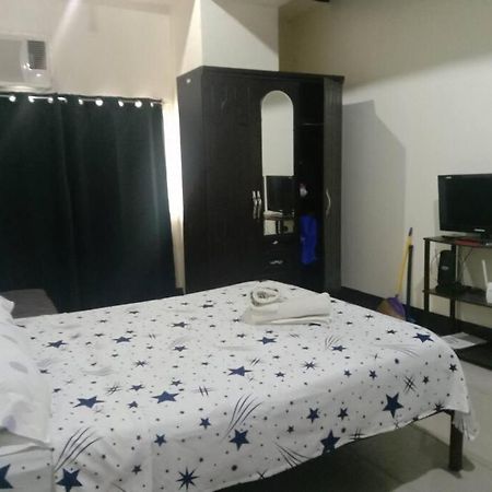 Unit Near Sm City,Gaisano Mall Of Cebu,Robinsons Galleria Екстер'єр фото