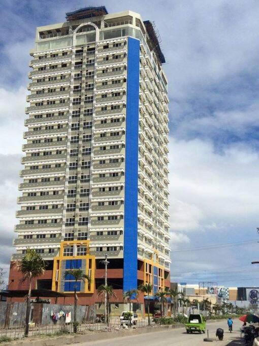 Unit Near Sm City,Gaisano Mall Of Cebu,Robinsons Galleria Екстер'єр фото
